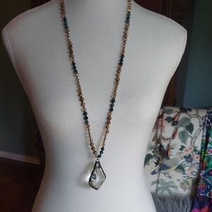 Chic Crystal Pendant Necklace with Beaded Accents